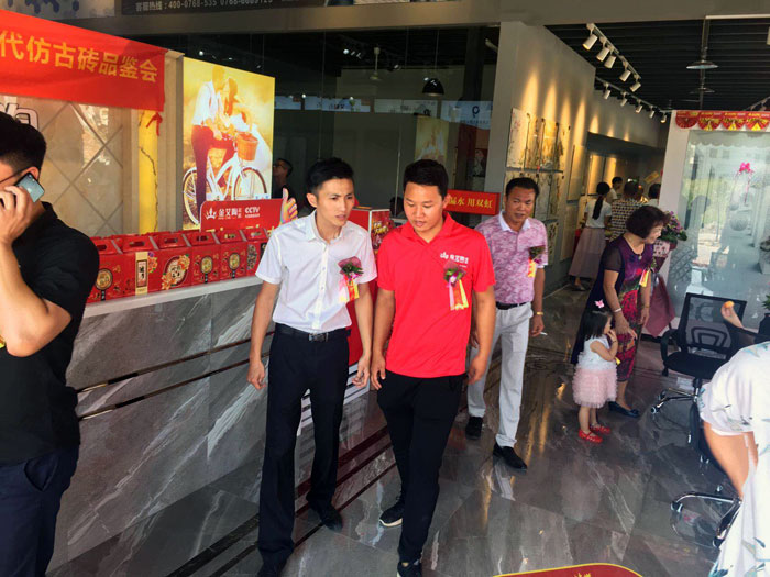 陶瓷一线品牌mansion88 潮安店开业庆典暨现代仿古砖红酒品鉴会