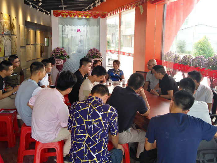 陶瓷一线品牌mansion88 潮安店开业庆典暨现代仿古砖红酒品鉴会