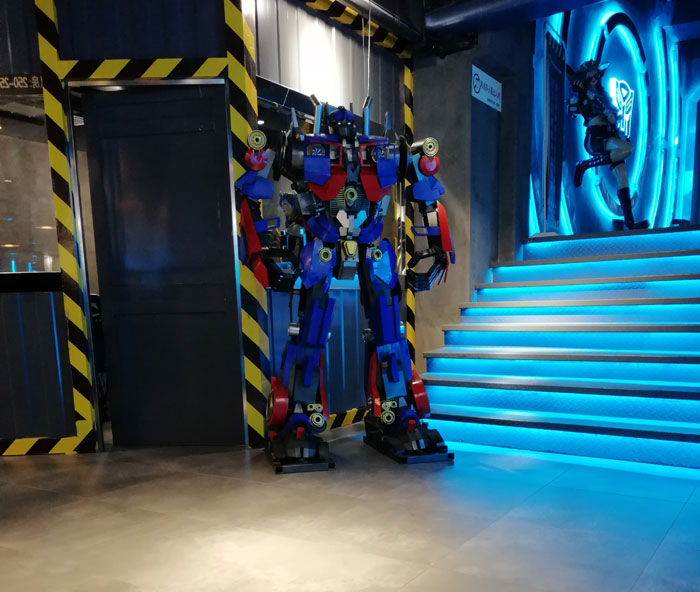 mansion88现代仿古砖案例:别说了，，，，，，一起去这个1000方的网咖开黑！
