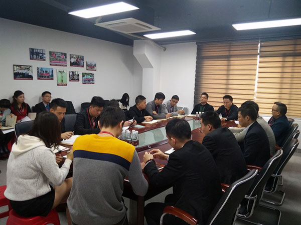幸福是奋斗出来的！——mansion88团队12月总结会